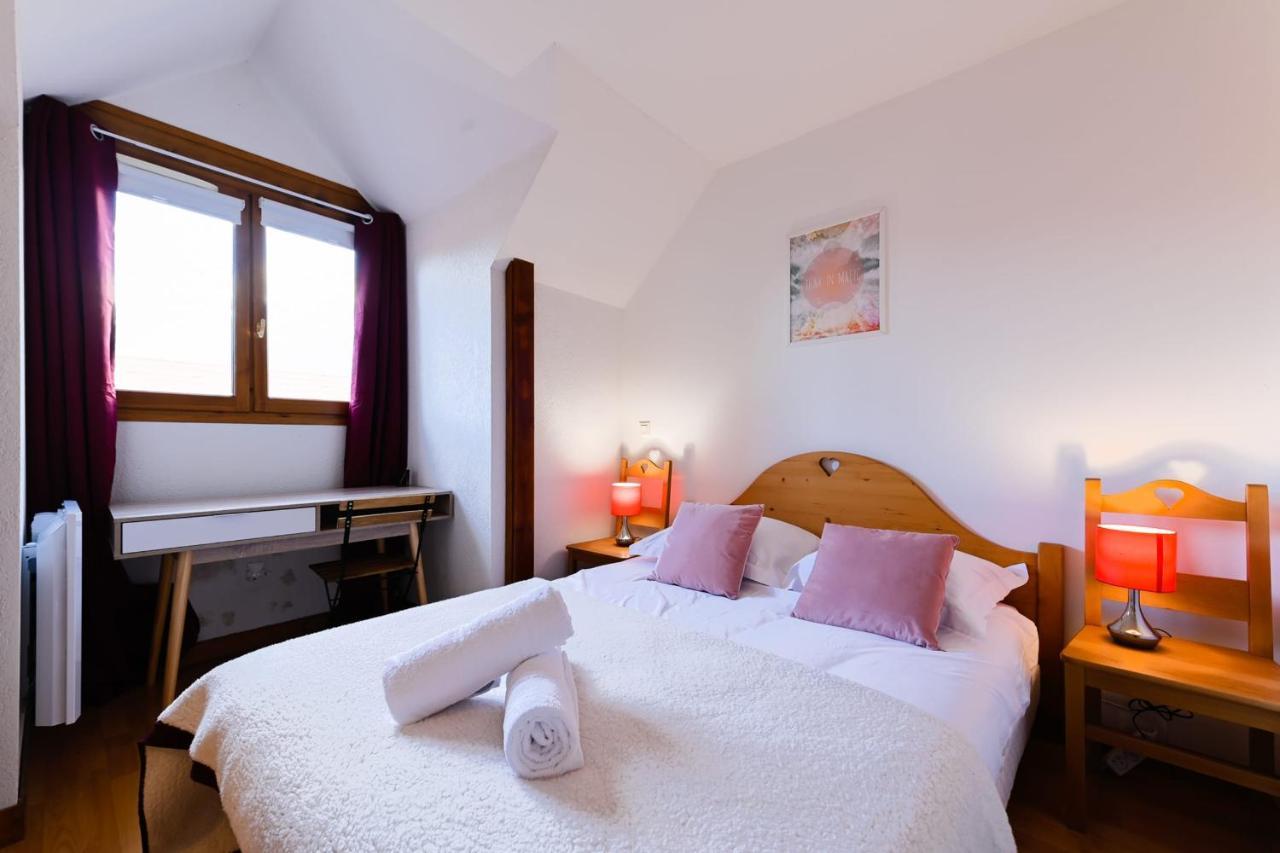 The Green Fee Close To The Golf Course And 5 Minutes From The Lake 기즈 외부 사진