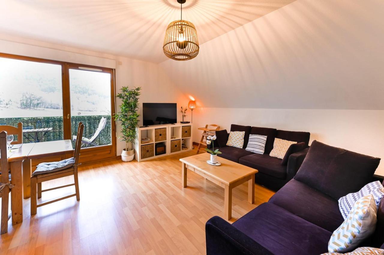 The Green Fee Close To The Golf Course And 5 Minutes From The Lake 기즈 외부 사진