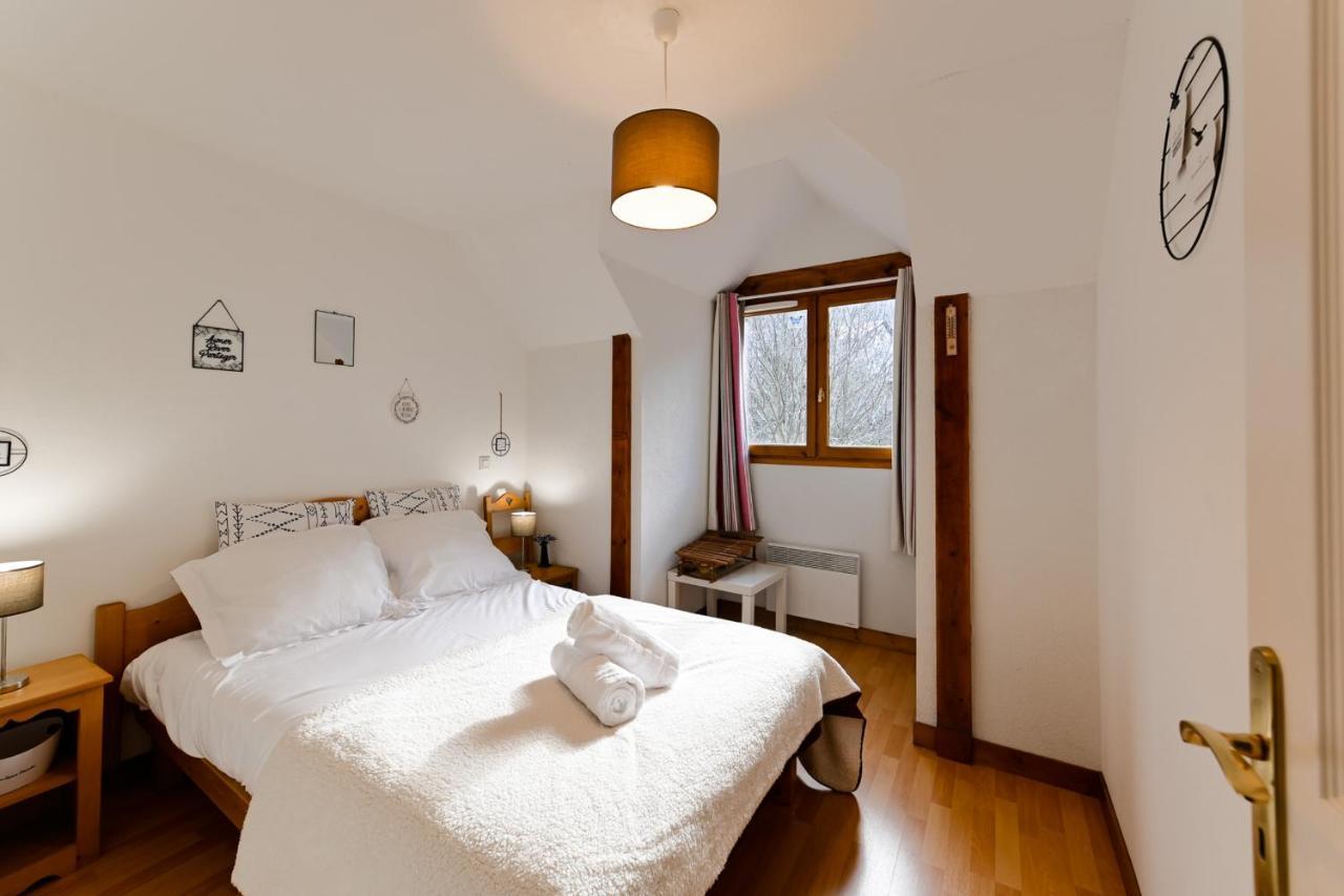 The Green Fee Close To The Golf Course And 5 Minutes From The Lake 기즈 외부 사진